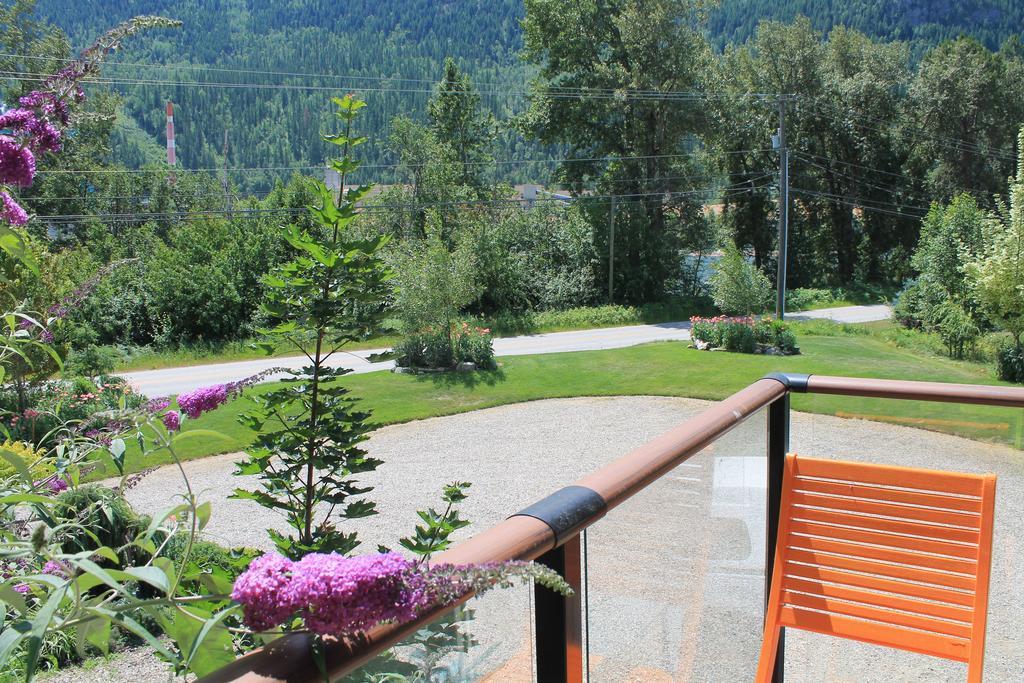 Windborne Bed & Breakfast Castlegar Szoba fotó